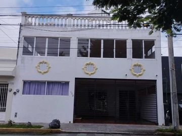 CASA EN VENTA EN AVENIDA FRANCISCO DE MONTEJO MERIDA YUCATAN