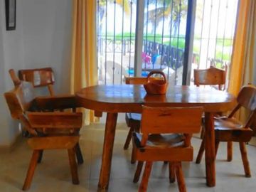 Casa Blanca. Beachfront house for sale in Sisal