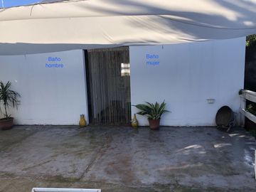 VENDE CASA CON TERRENO DE 750 M2 - 3 DORM, 2 BAÑOS, PISCINA EN  LO HERRERA SAN BERNARDO