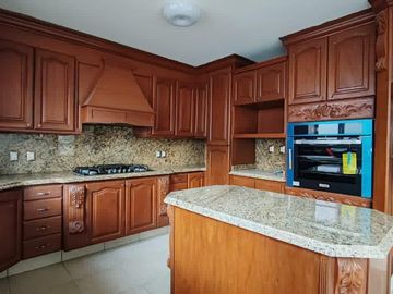 CASA EN VENTA FRACCIONAMIENTO CAÑADA DEL REFUGIO, ZONA NORTE, LEON GTO.