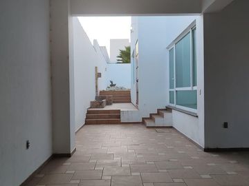 CASA EN VENTA FRACCIONAMIENTO CAÑADA DEL REFUGIO, ZONA NORTE, LEON GTO.