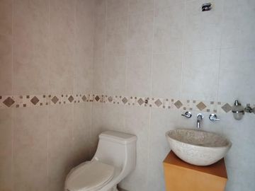 CASA EN VENTA FRACCIONAMIENTO CAÑADA DEL REFUGIO, ZONA NORTE, LEON GTO.