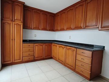 CASA EN VENTA FRACCIONAMIENTO CAÑADA DEL REFUGIO, ZONA NORTE, LEON GTO.