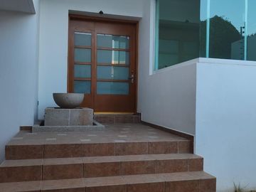 CASA EN VENTA FRACCIONAMIENTO CAÑADA DEL REFUGIO, ZONA NORTE, LEON GTO.