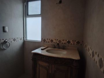 CASA EN VENTA FRACCIONAMIENTO CAÑADA DEL REFUGIO, ZONA NORTE, LEON GTO.