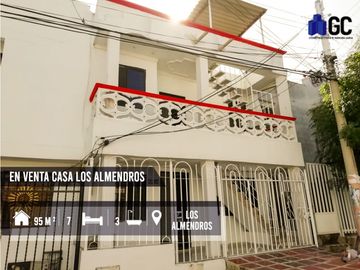EN VENTA CASA | BARRIO LOS ALMENDROS