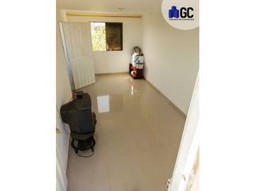 EN VENTA CASA | BARRIO LOS ALMENDROS