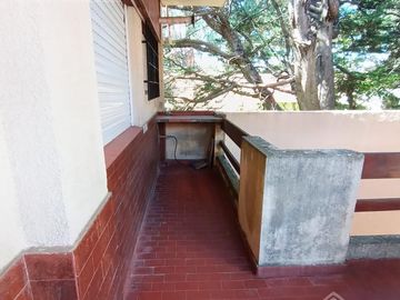 Departamento de 3 ambientes al frente! excelente zona!!