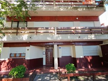 Departamento de 3 ambientes al frente! excelente zona!!