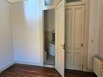Venta Departamento de 3 ambientes Balvanera