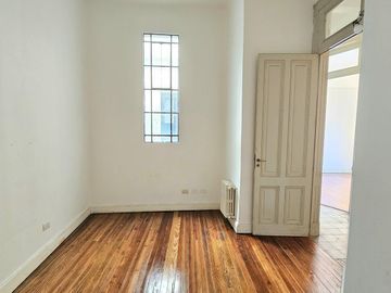 Venta Departamento de 3 ambientes Balvanera