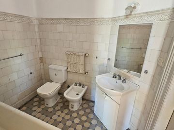 Venta Departamento de 3 ambientes Balvanera