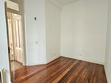 Venta Departamento de 3 ambientes Balvanera