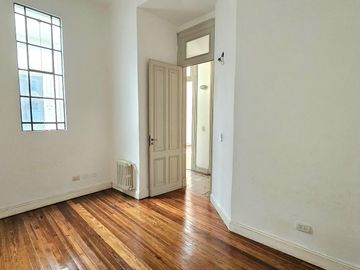 Venta Departamento de 3 ambientes Balvanera