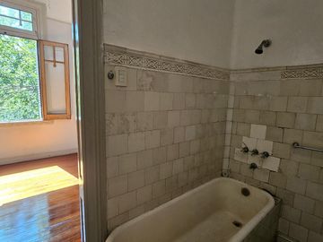 Venta Departamento de 3 ambientes Balvanera