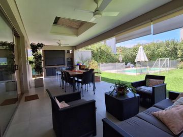 Casa en  Barrio Los Teros
