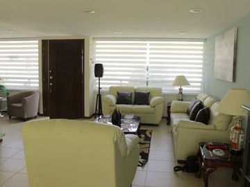 BELLA CASA EN CONDOMINIO HORIZONTAL CALIMAYA