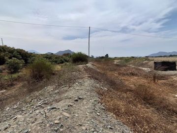 En Venta Amplio Terreno de 1.73 Ha en  Viru- La Libertad