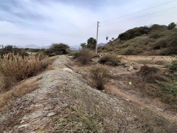 En Venta Amplio Terreno de 1.73 Ha en  Viru- La Libertad