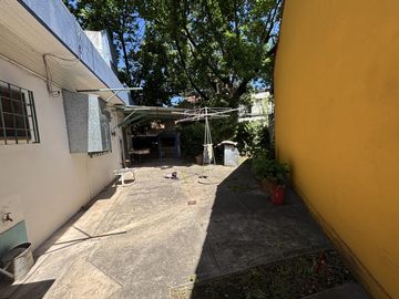 Oportunidad!Casa a reciclar en la mejor zona del Golf