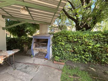 Oportunidad!Casa a reciclar en la mejor zona del Golf