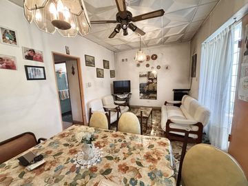 Oportunidad!Casa a reciclar en la mejor zona del Golf