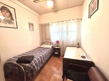 Oportunidad!Casa a reciclar en la mejor zona del Golf