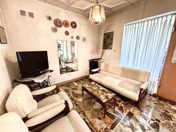 Oportunidad!Casa a reciclar en la mejor zona del Golf