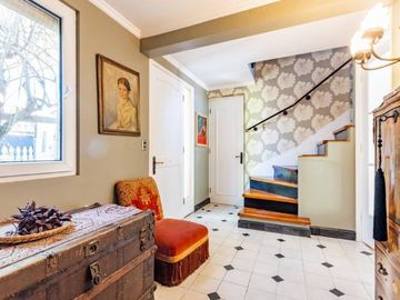 ENCANTADORA SECTOR LUIS PASTEUR REMODELADA