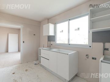 VENTA Departamento 4 ambientes  COCHERA Caballito