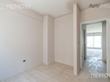 VENTA Departamento 4 ambientes  COCHERA Caballito