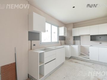 VENTA Departamento 4 ambientes  COCHERA Caballito