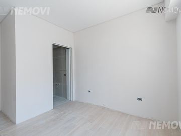 VENTA Departamento 4 ambientes  COCHERA Caballito