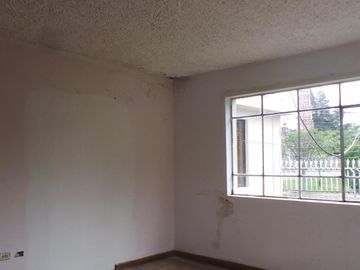 Terreno y edificación de venta en CUENCA SECTOR CRISTO REY
