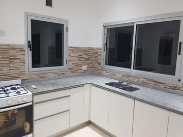 Duplex El Portal de Pilar 4 ambientes