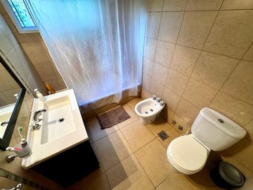 Casa - cuatro ambientes - Country Club Banco Provincia (Moreno)