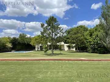 Casa en La Cañada Polo Club I Mallmann Propiedades