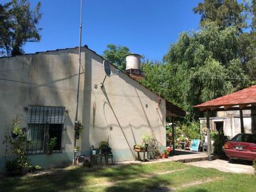 Quinta en venta - 3 Dormitorios 1 Baño - Cochera - 7.872Mts2 - Punta Indio
