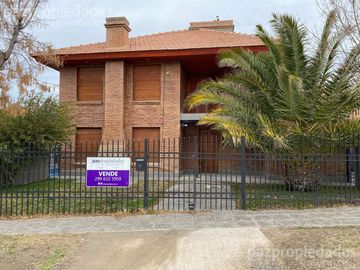 VENTA Casa Apta Crédito Excelente Ubicación Neuquen Capital