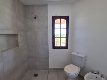 VENTA Casa Apta Crédito Excelente Ubicación Neuquen Capital