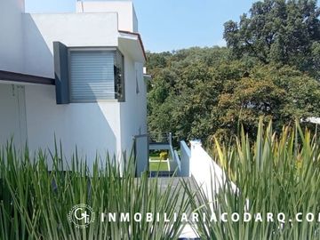 CASA EN VENTA BOSQUE ESMERALDA.