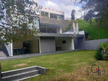 CASA EN VENTA BOSQUE ESMERALDA.