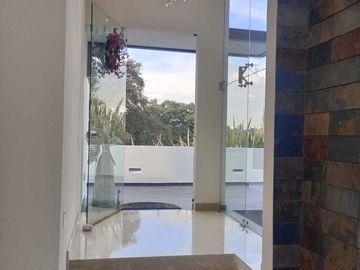 CASA EN VENTA BOSQUE ESMERALDA.