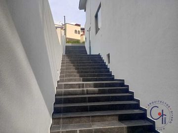 CASA EN VENTA BOSQUE ESMERALDA.