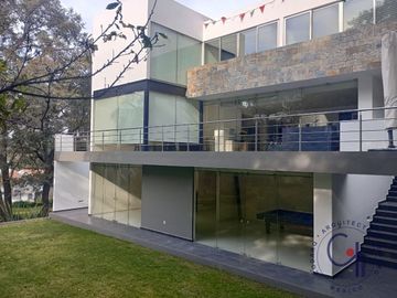 CASA EN VENTA BOSQUE ESMERALDA.