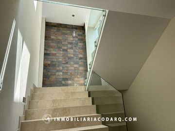 CASA EN VENTA BOSQUE ESMERALDA.