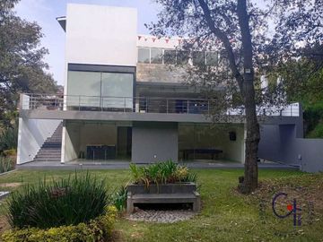 CASA EN VENTA BOSQUE ESMERALDA.