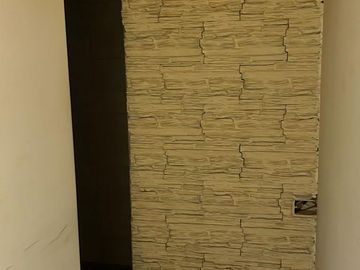 VENDE CASA A TERMINAR CON OFICINAS