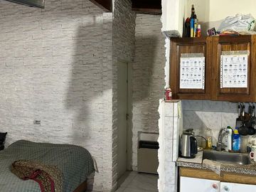 VENDE CASA A TERMINAR CON OFICINAS