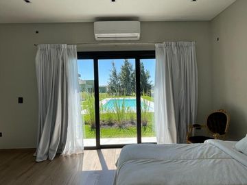 Casa en  Fincas Golf